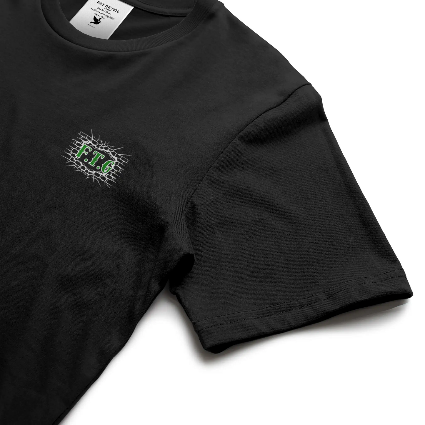 Free The Guyz Circle of Locks- Green/White