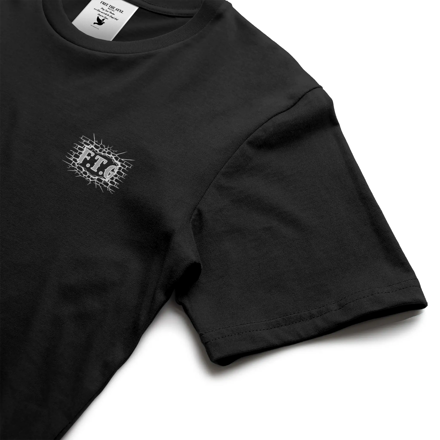 Free The Guyz Circle of Locks- Light Grey/White